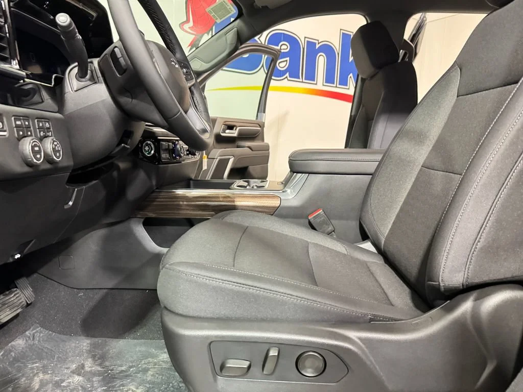 2026 Chevrolet Silverado 2500 HD LT - Photo 8