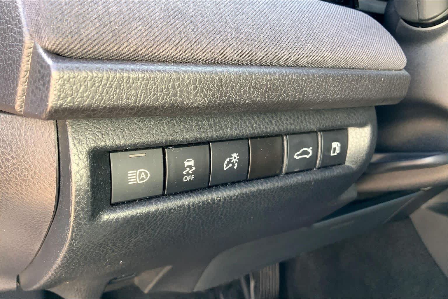 Used 2025 Underground Toyota LE image 35
