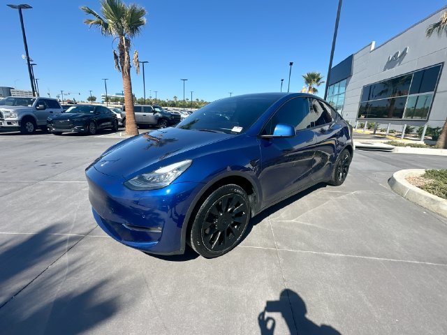 Used 2021 Blue Tesla Standard Range image 3