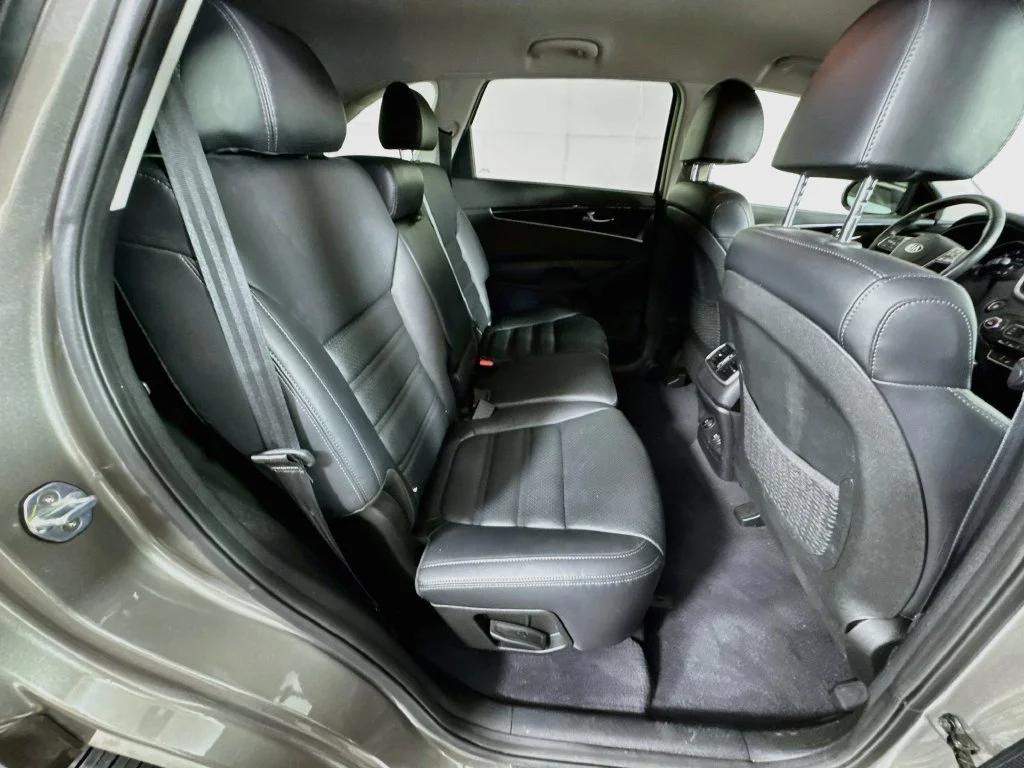 Used 2019 Silver Kia EX image 35