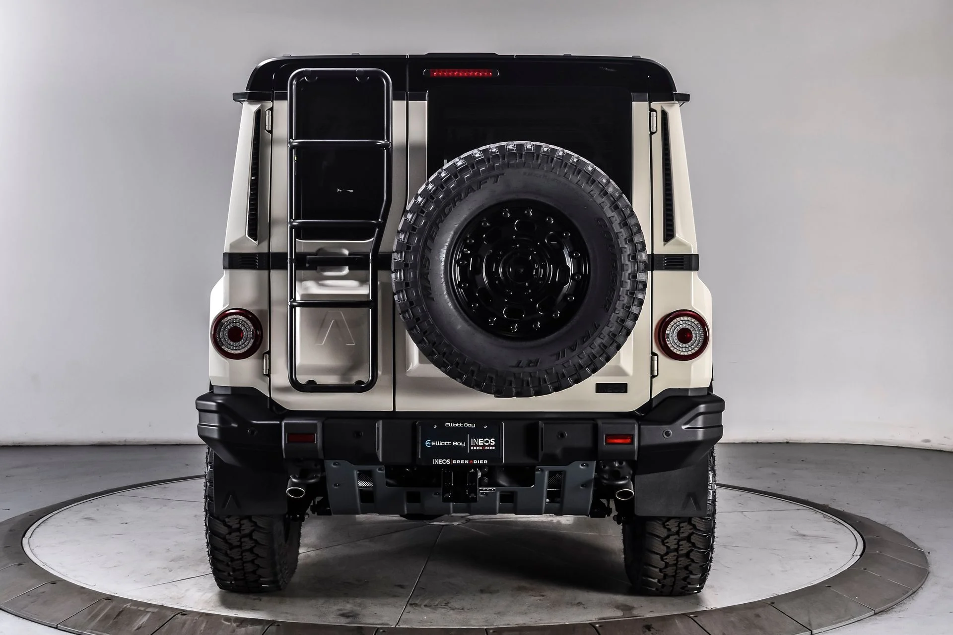 New 2026 Scottish White INEOS Trialmaster Edition image 6