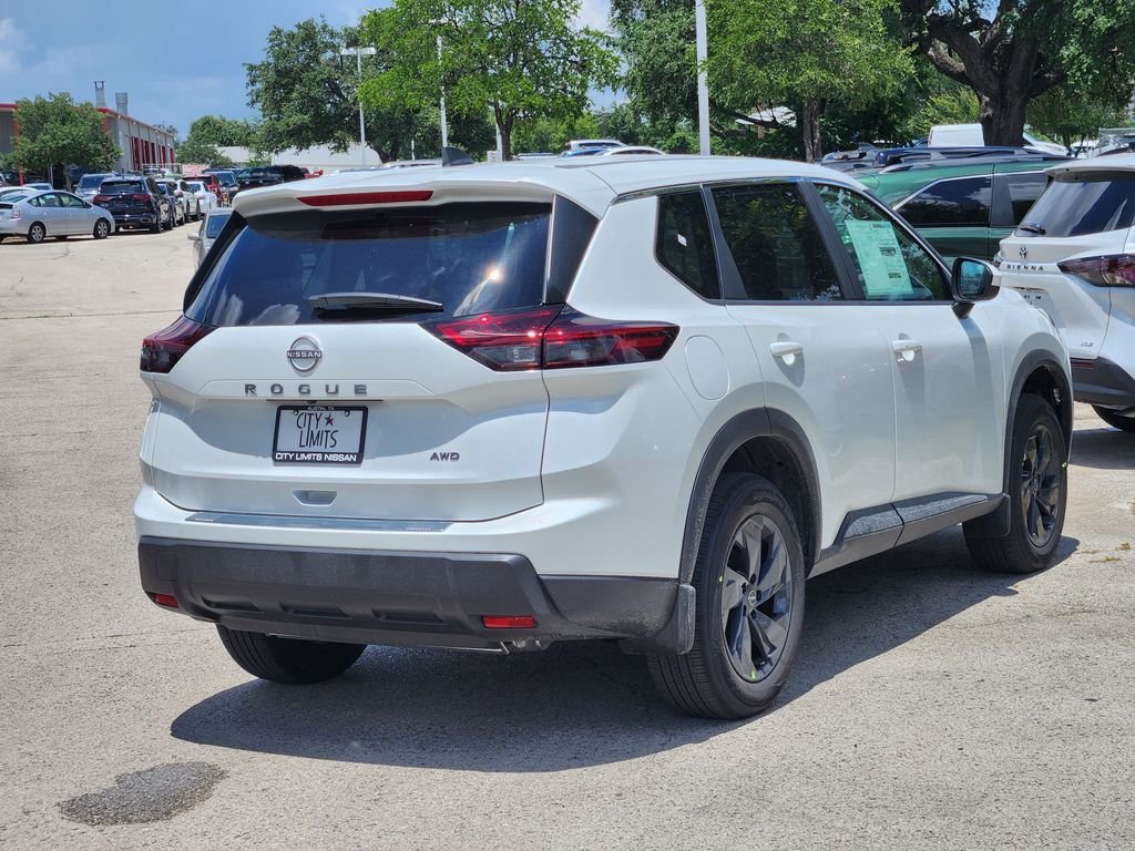 New 2026 Everest White Pearl TriCoat Nissan SV image 7
