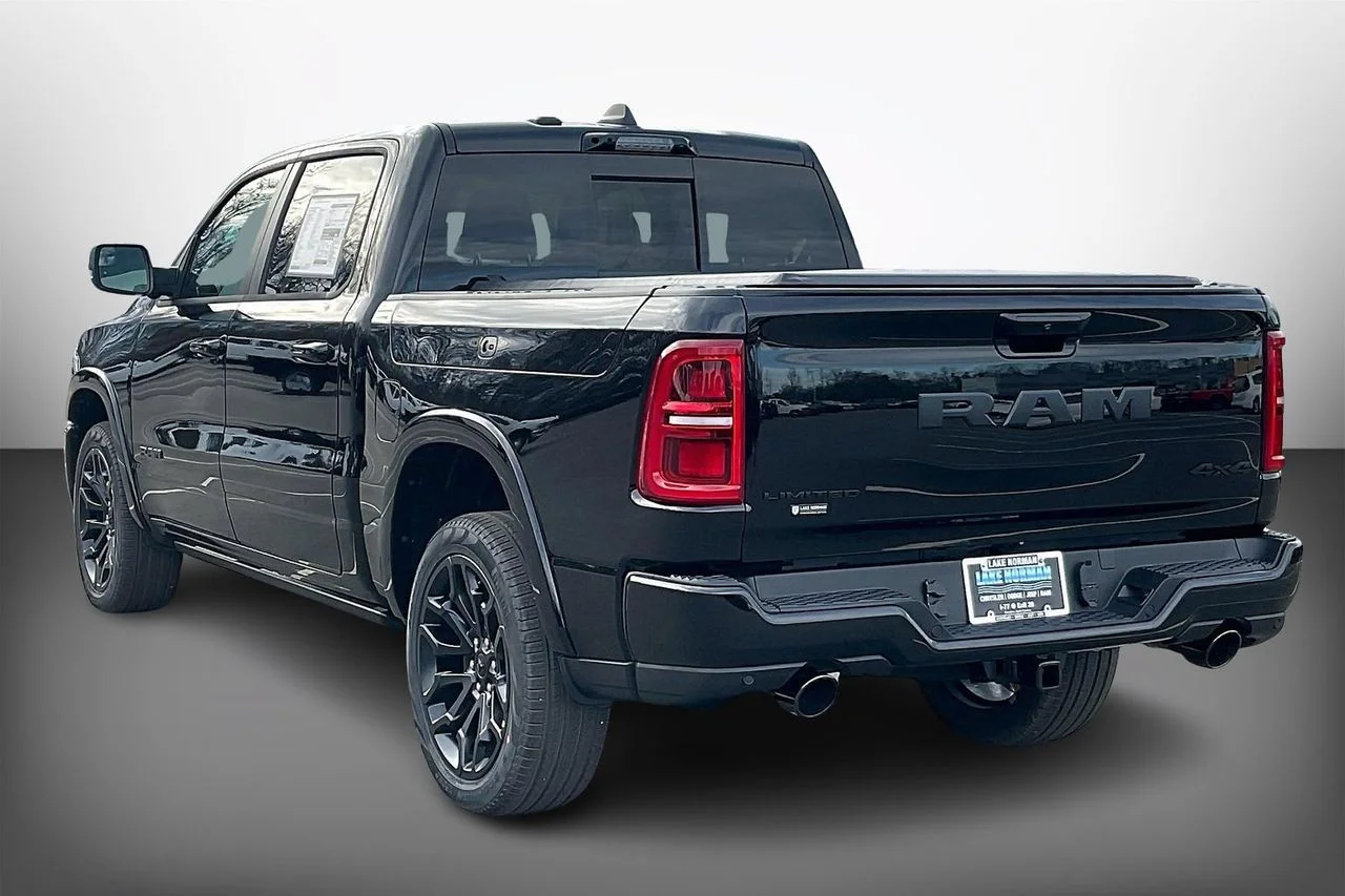 New 2026 Diamond Black Crystal Pearl-Coat Exterior Paint RAM Limited image 6