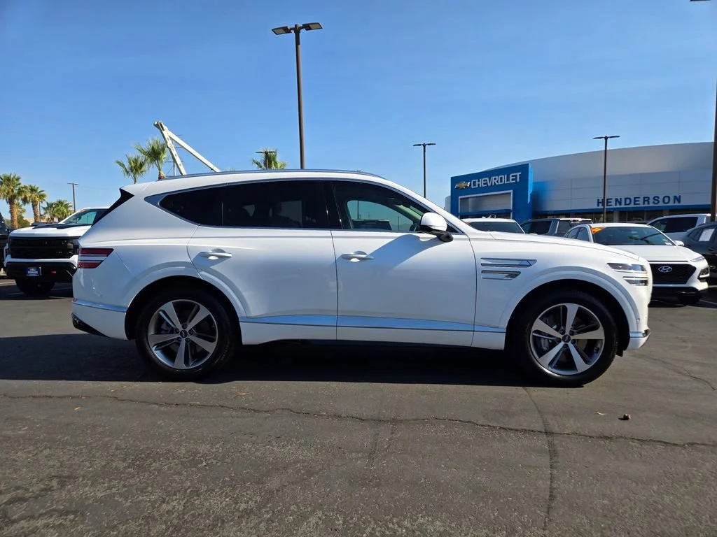 Used 2021 Uyuni White Genesis 4DR AWD 35T image 7