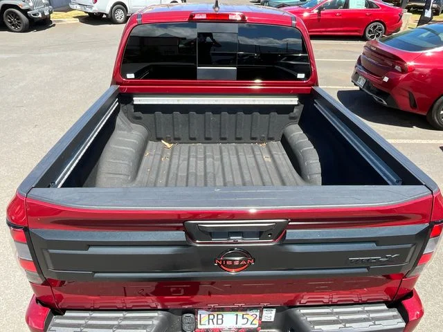 Used 2025 Red Nissan PRO-X image 6