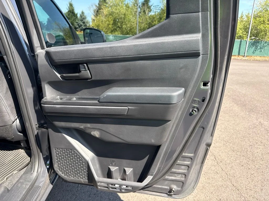 Used 2026 Underground Toyota SR5 image 21