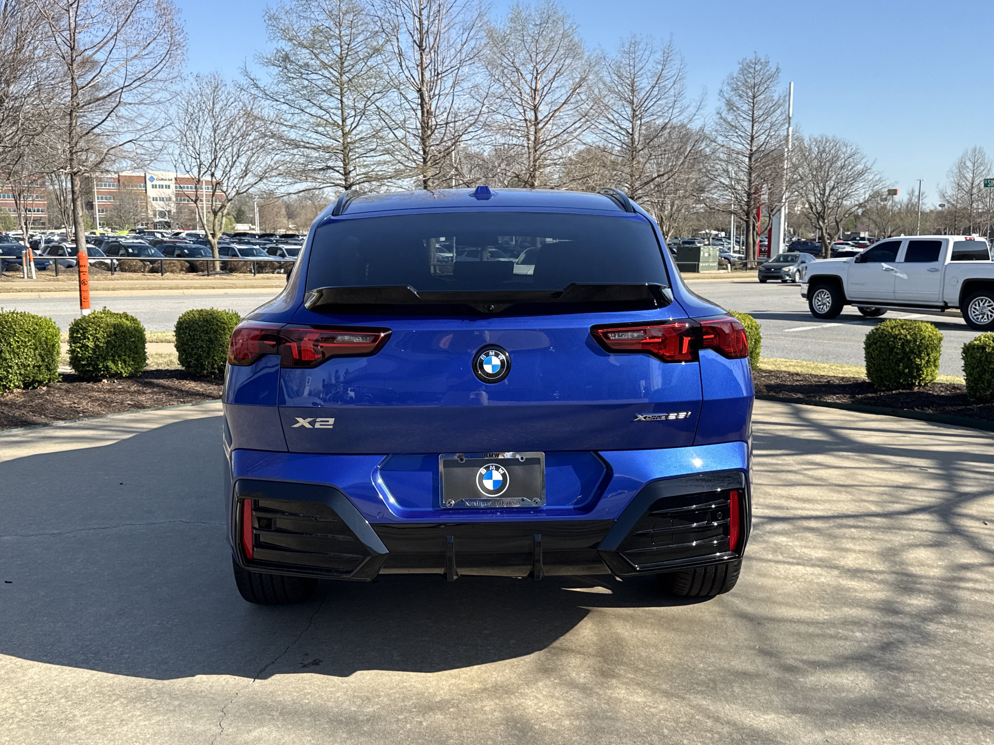 New 2026 0C31 Portimao Blue Metallic BMW xDrive28i image 4