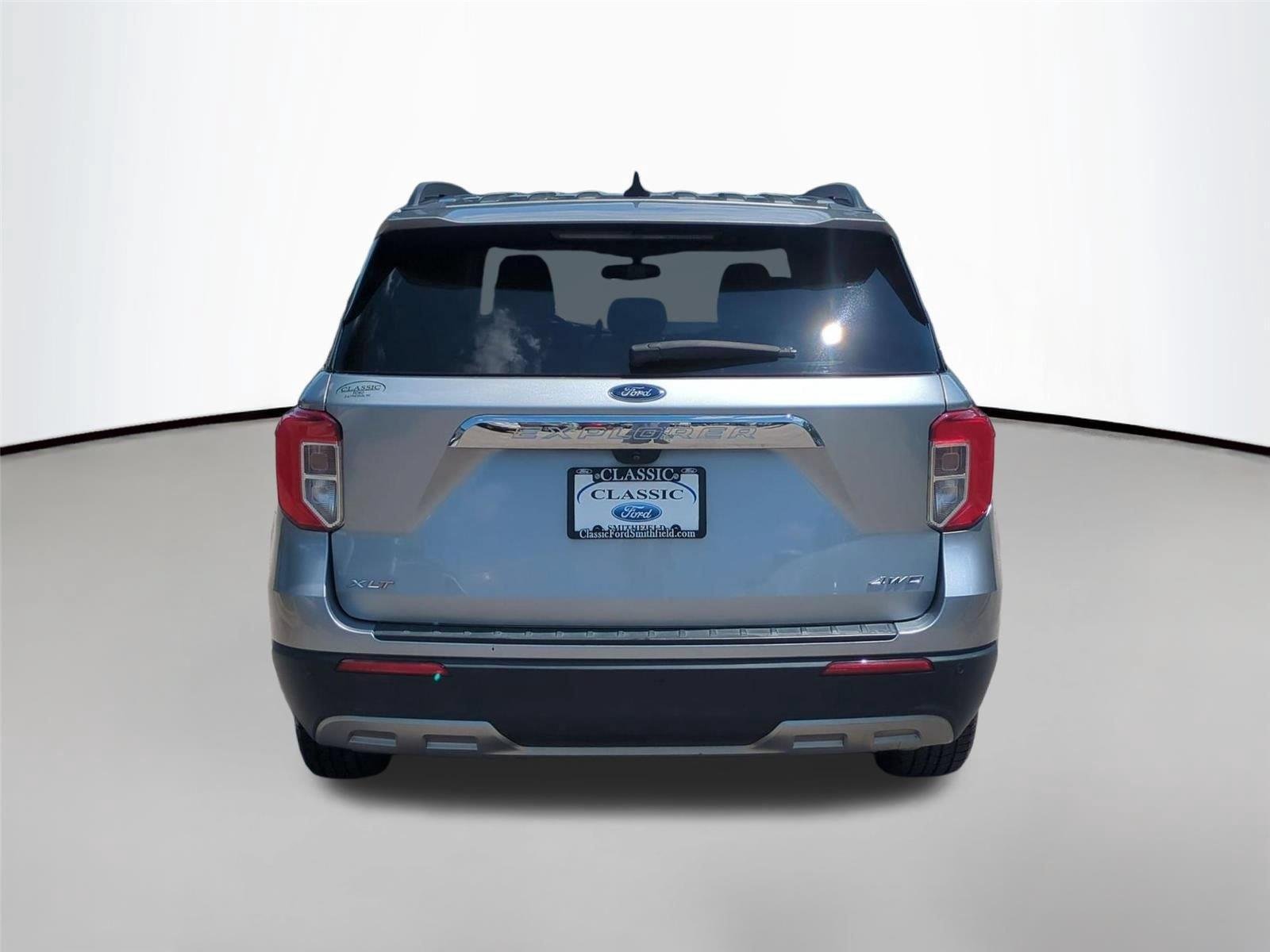 Used 2023 Iconic Silver FORD XLT image 4