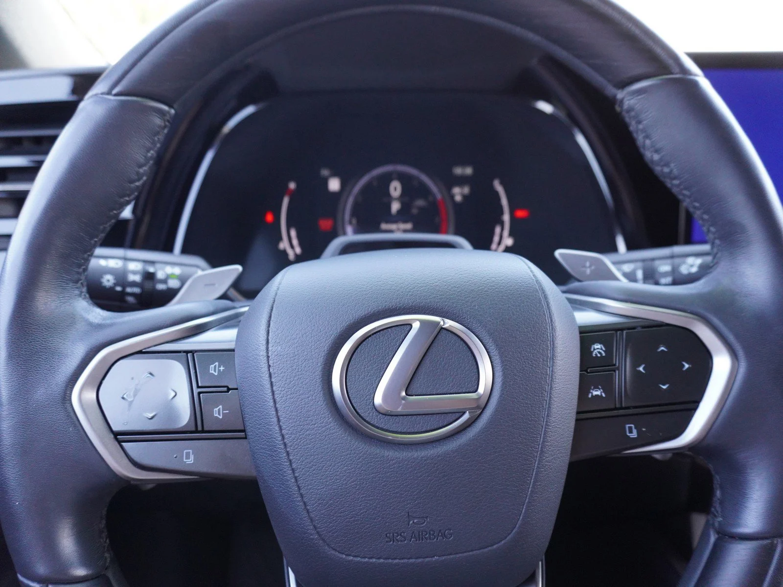 Used 2023 White Pearl Lexus RX 350 Luxury image 26