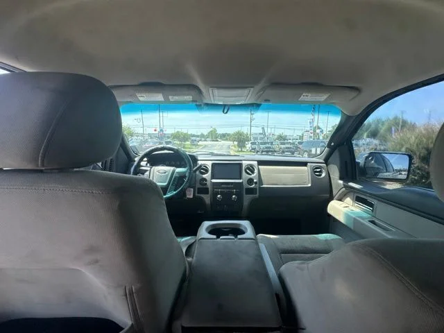 Used 2010 Silver Ford XLT image 19