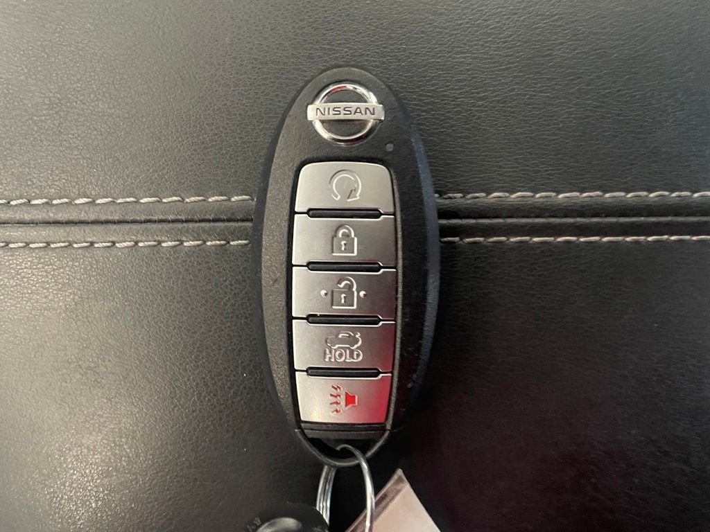 Used 2020 Red Nissan SV image 18