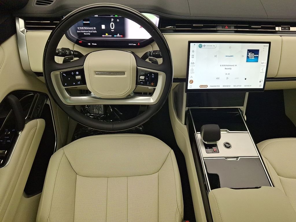 New 2026 Carpathian Grey Land Rover SE image 9