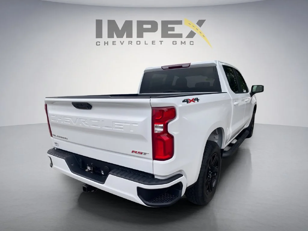 New 2026 White Chevrolet RST image 5