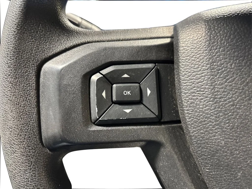 Certified Used 2017 Oxford White Ford XL image 27