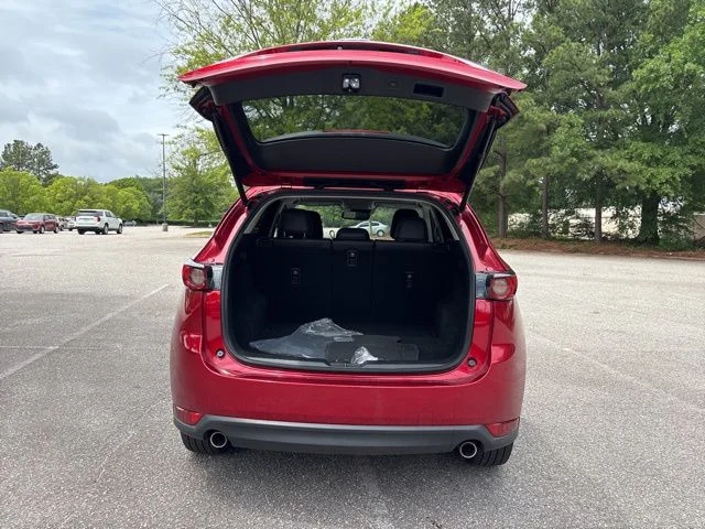Used 2021 Red Mazda Grand Touring image 17