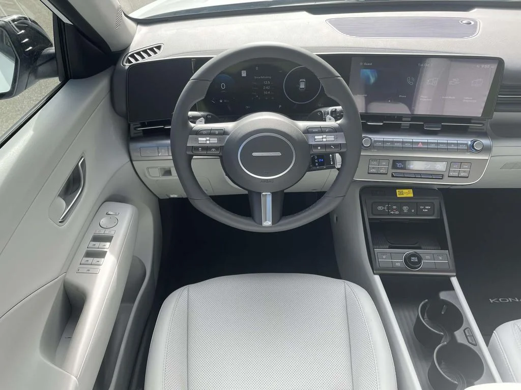 New 2026 White Hyundai SEL Premium image 11