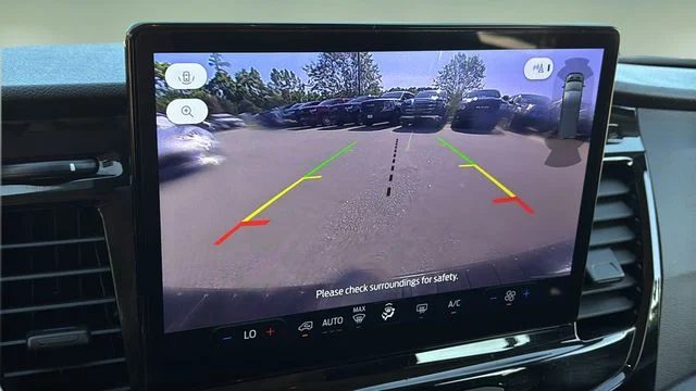Used 2025 White Ford XLT image 27