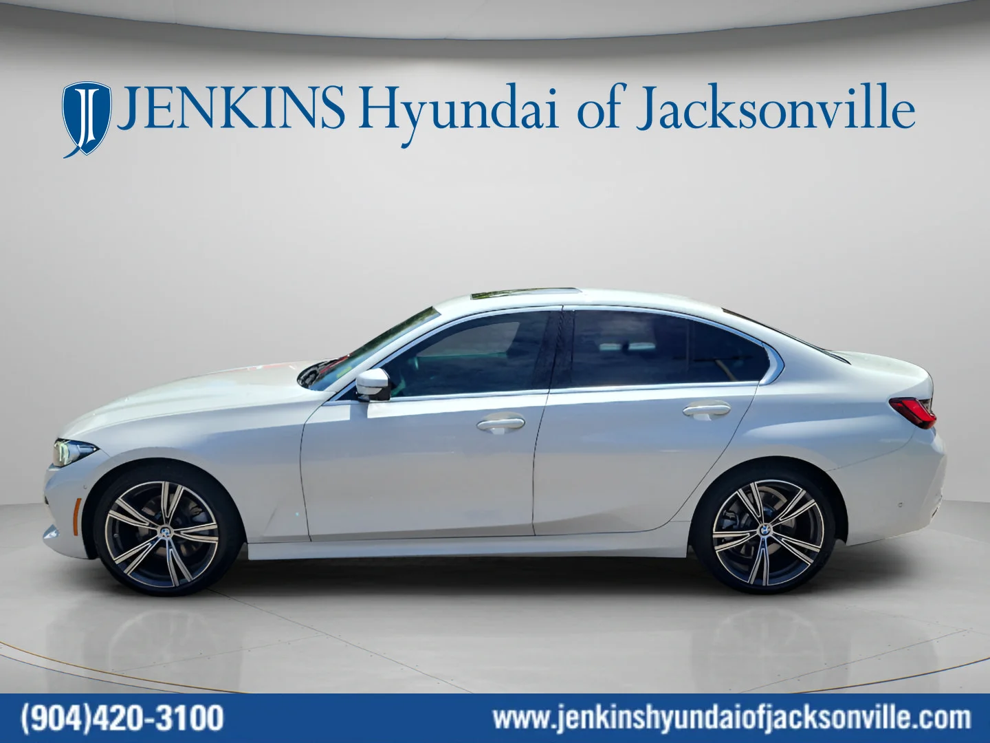 Used 2024 White Metallic BMW 330i image 6