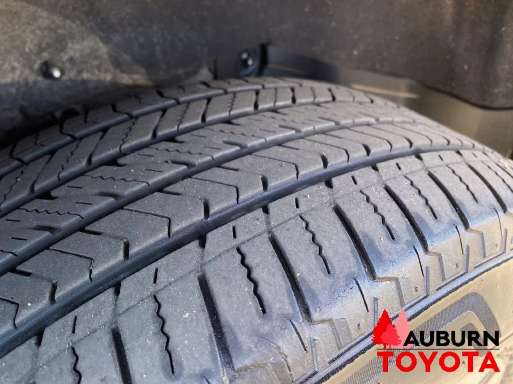 Used 2024 Wind Chill Pearl Toyota XLE image 24
