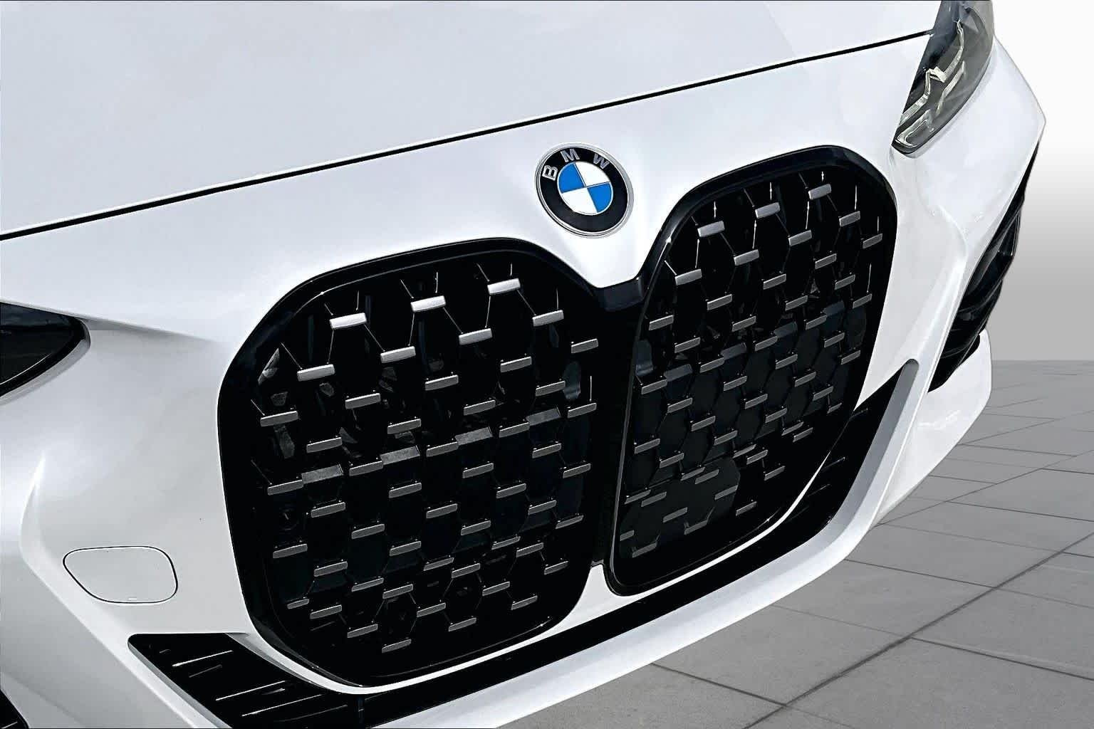 Used 2024 Mineral White Metallic BMW 430i xDrive image 26