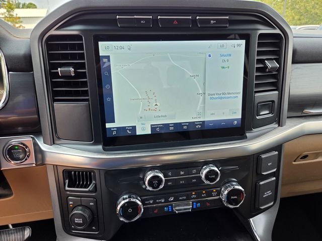 Used 2022 White Ford Lariat image 28