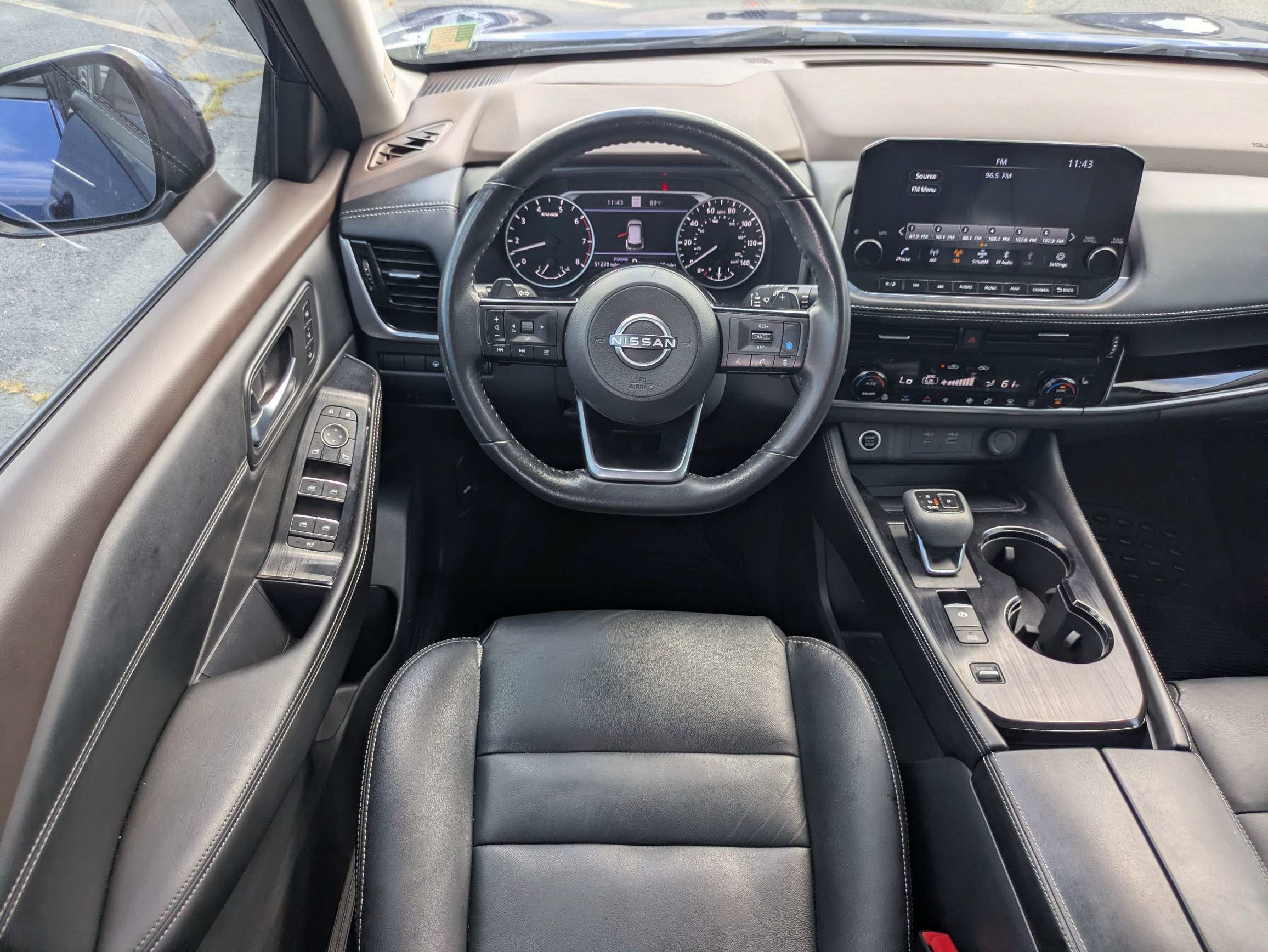 Used 2022 Blue Nissan SL image 13