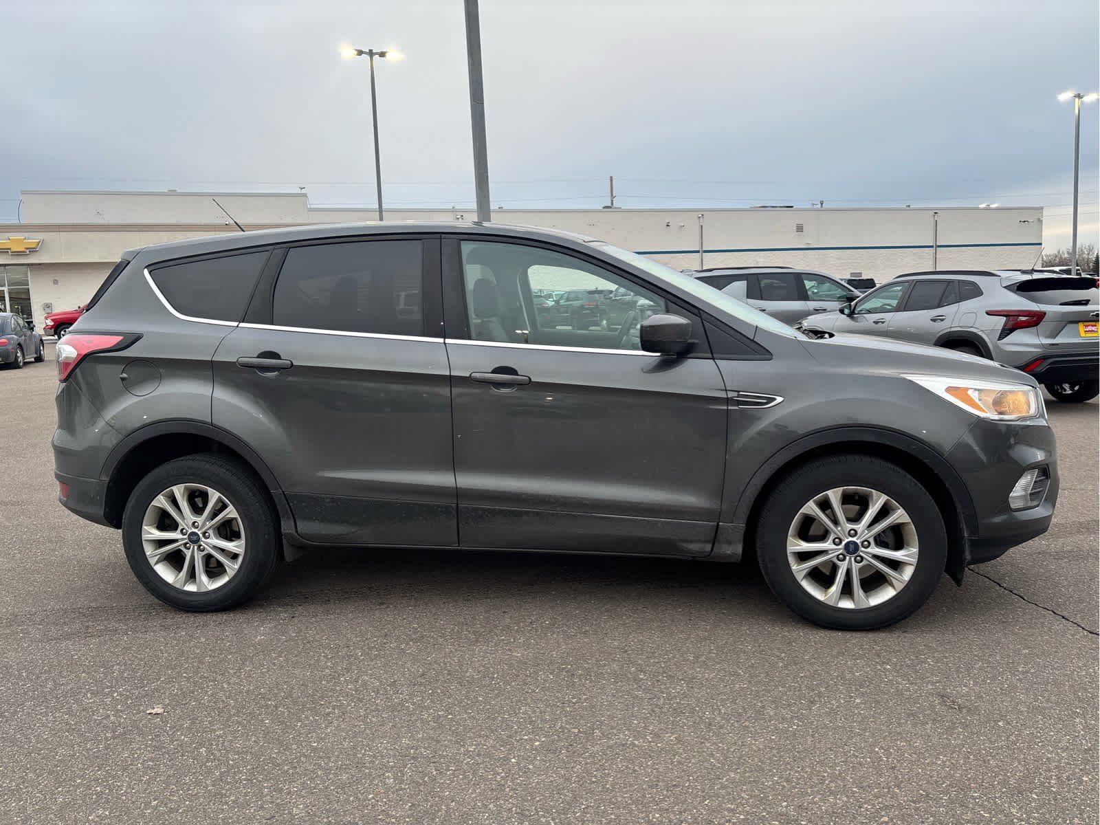 Used 2017 Ford Escape SE with VIN 1FMCU0GD7HUE14029 for sale in Cambridge, MN