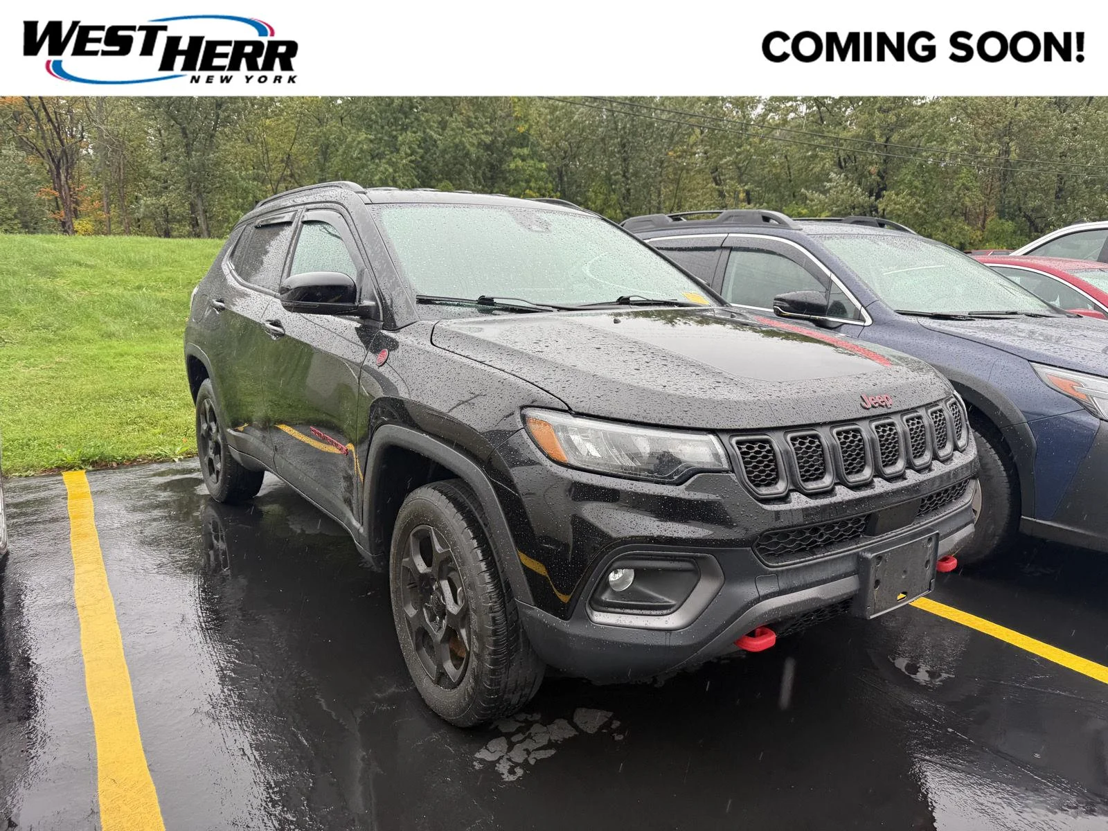 Used 2023 Diamond Black Crystal Pearlcoat Jeep Trailhawk image 1