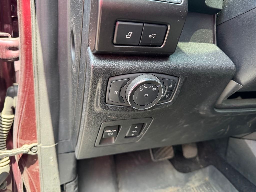 Used 2020 Red Ford Limited image 14