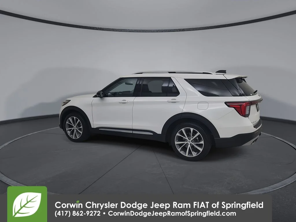 Used 2025 White Ford Platinum image 10