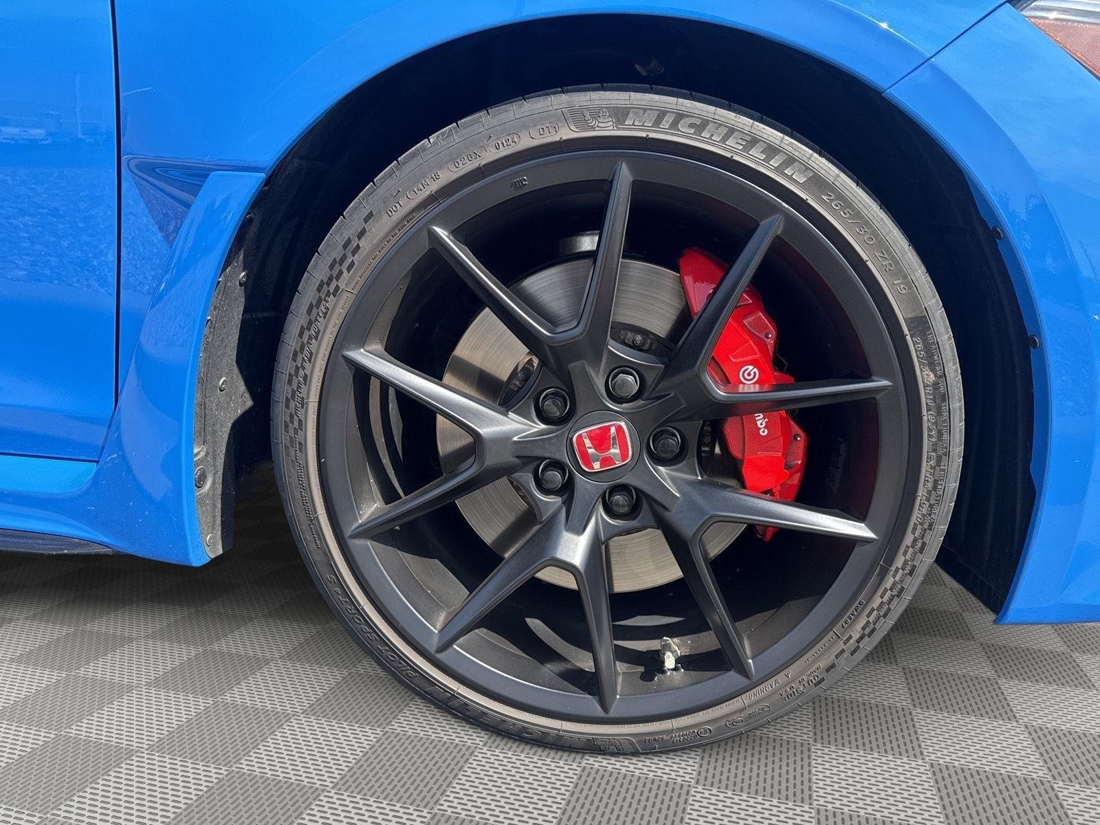 Used 2024 Boost Blue Pearl Honda Type R image 5