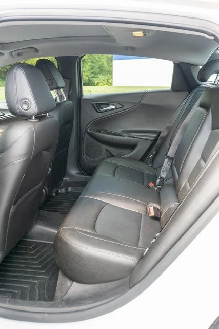 Used 2018 White Chevrolet Premier image 12