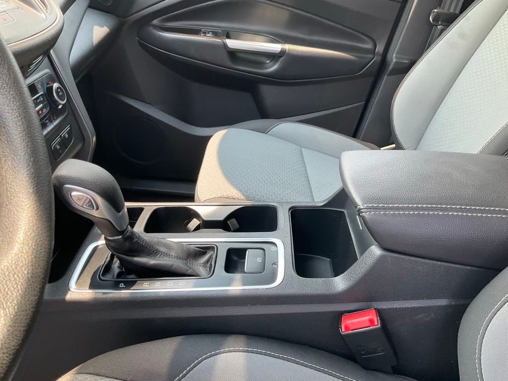 Used 2019 Magnetic Ford SE image 16