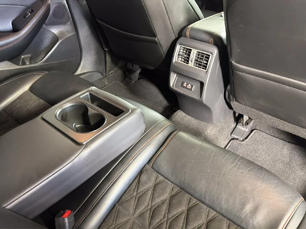 Used 2022 Black Nissan SR Xtronic CVT image 31