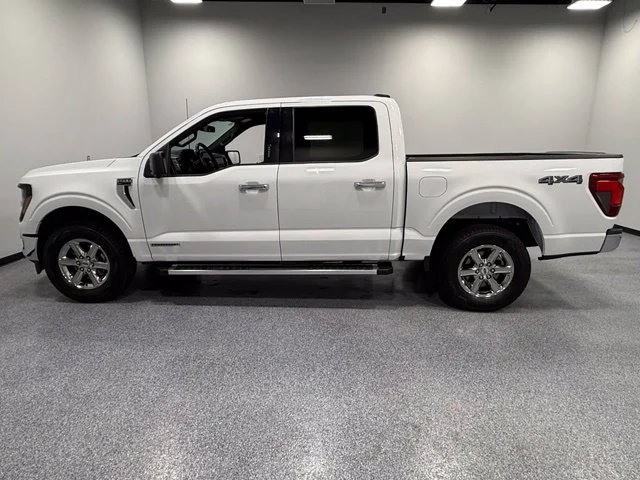 Used 2024 White Ford XLT image 8