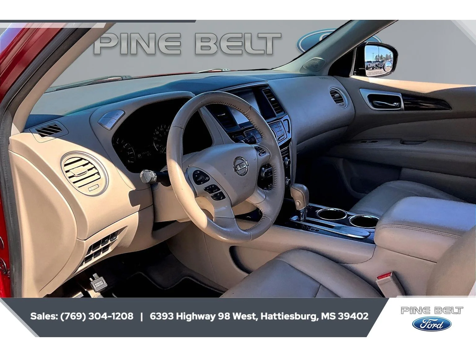 Used 2014 Cayenne Red Nissan SL image 12