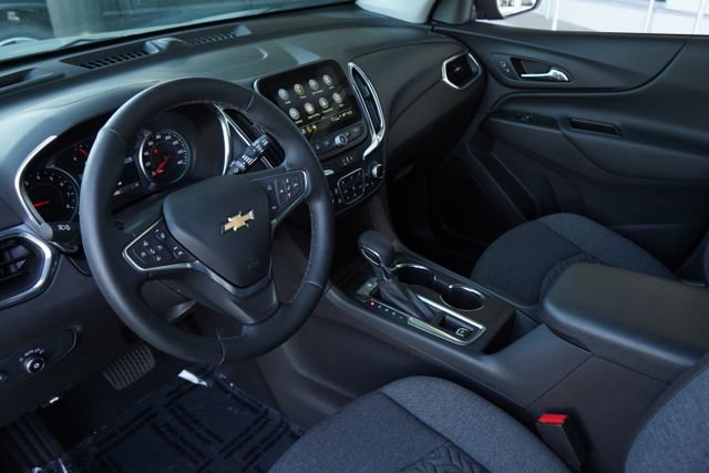 Used 2024 Gray Chevrolet LT image 27