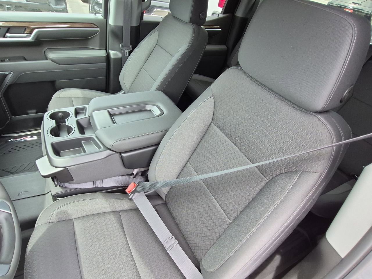 New 2026 Sterling Gray Metallic Chevrolet LT image 19