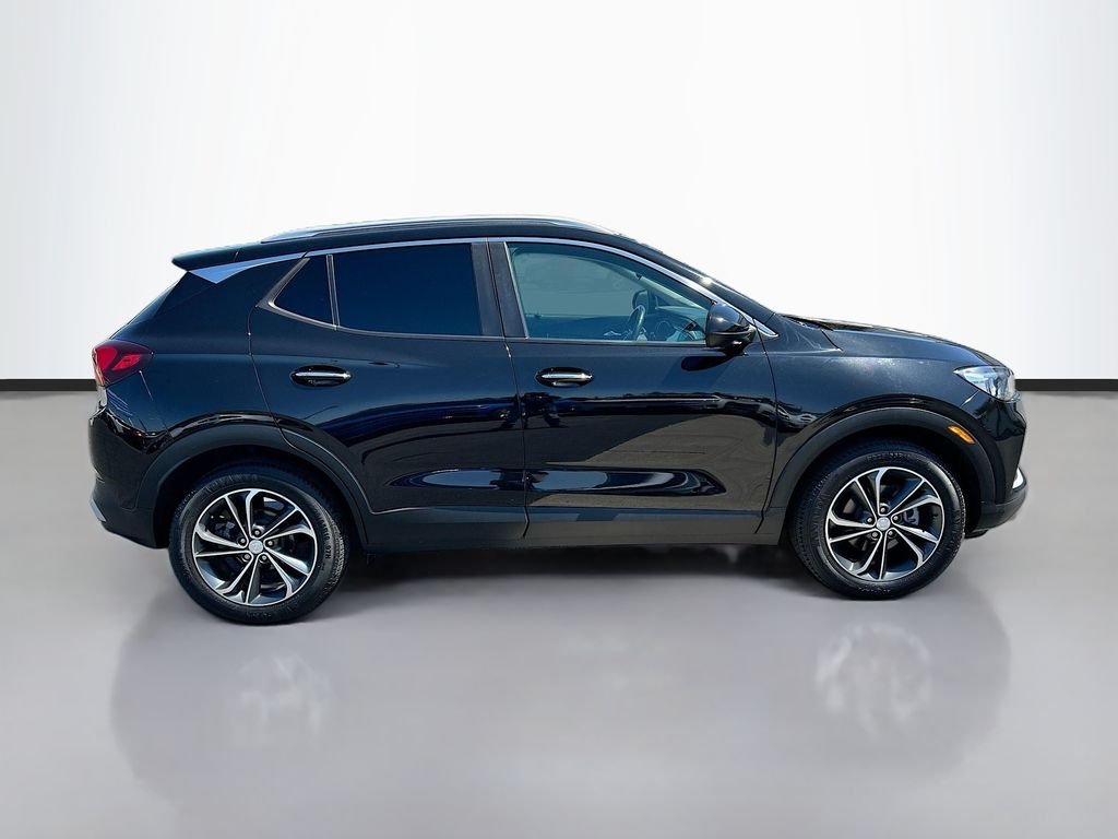 Used 2021 Ebony Twilight Metallic Buick Select image 4