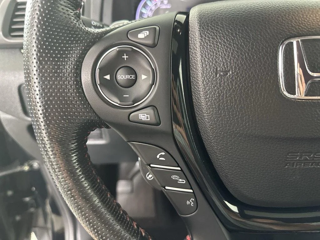 Used 2022 Crystal Black Pearl Honda Black Edition image 22