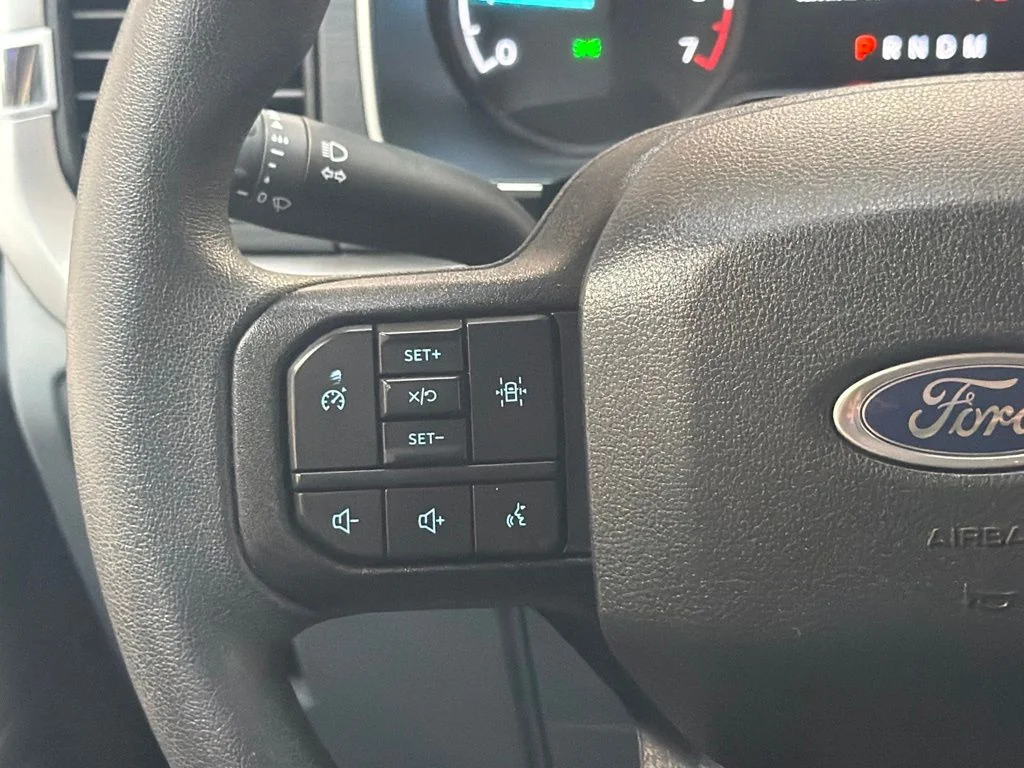 Used 2023 Oxford White Ford XLT image 20