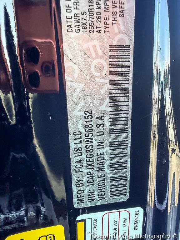 Used 2025 Black Clearcoat Jeep Sahara image 27