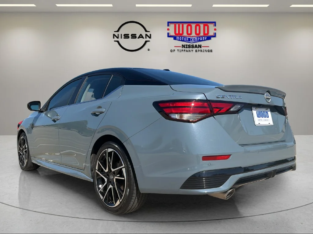 Used 2024 Atlantic Gray Metallic Super Black Nissan SR image 4
