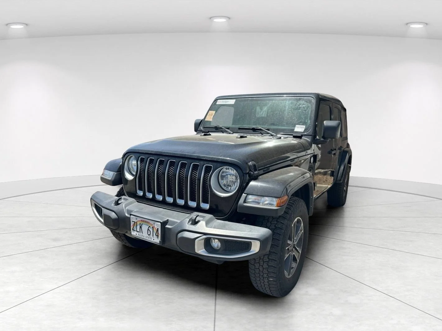 Used 2023 Black Jeep Sahara image 2