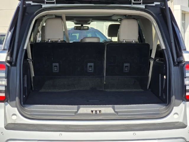 Certified Used 2022 Oxford White Ford Limited image 34