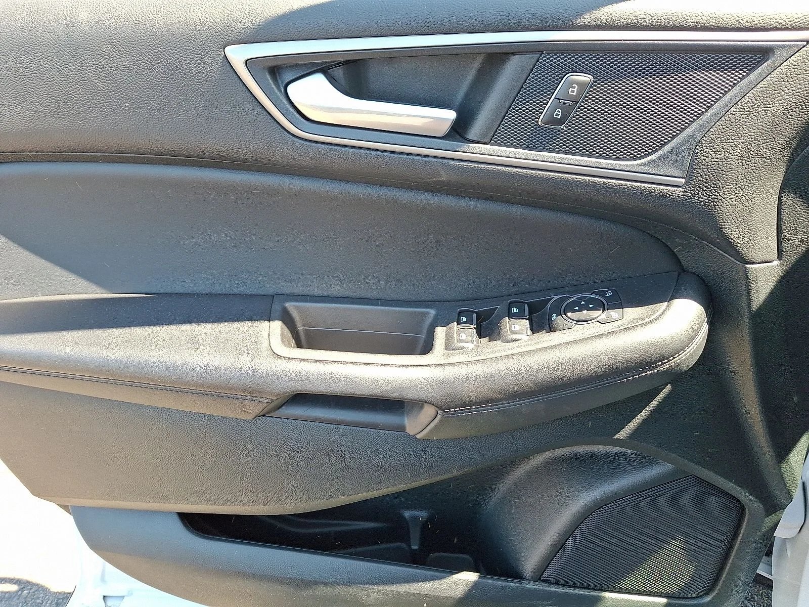Used 2023 White Ford SEL image 12