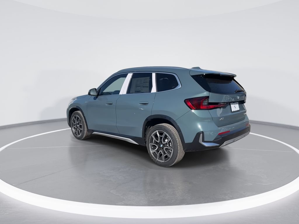 Used 2026 Green Metallic BMW xDrive28i image 6