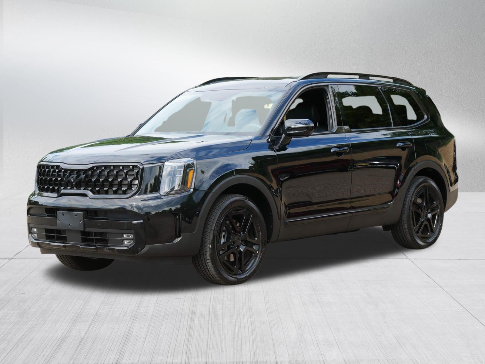 Used 2025 Ebony Black Kia SX-Prestige X-Line image 3
