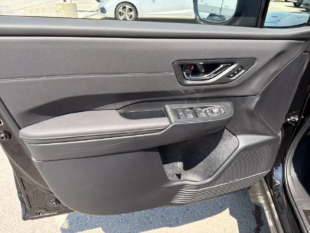 New 2026 CRYSTAL BLACK SILICA Subaru Touring image 17
