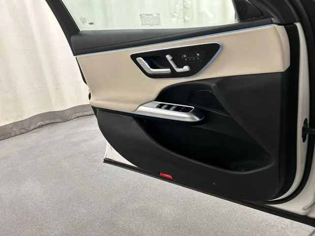 2025 Mercedes-Benz E-Class E350 - Photo 19